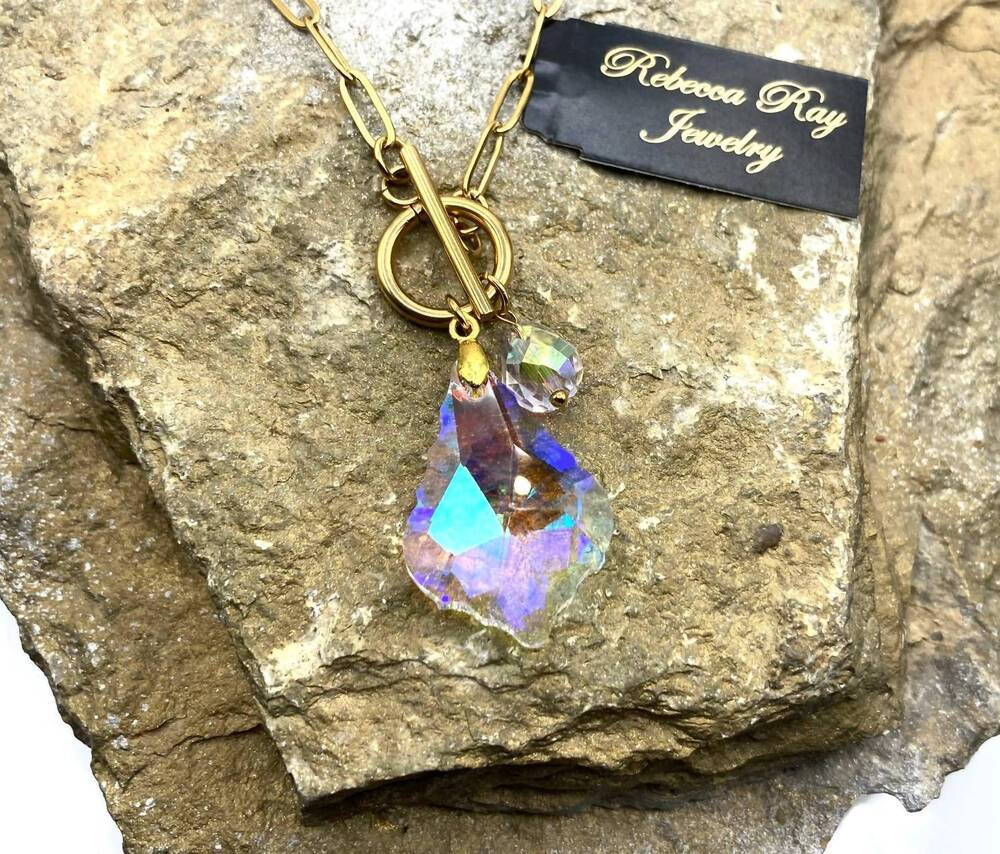 NEW REBECCA RAY JEWELRY women's crystal beaded charm necklace in gold